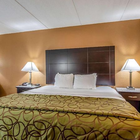 Quality Inn Tully I-81 Exteriér fotografie