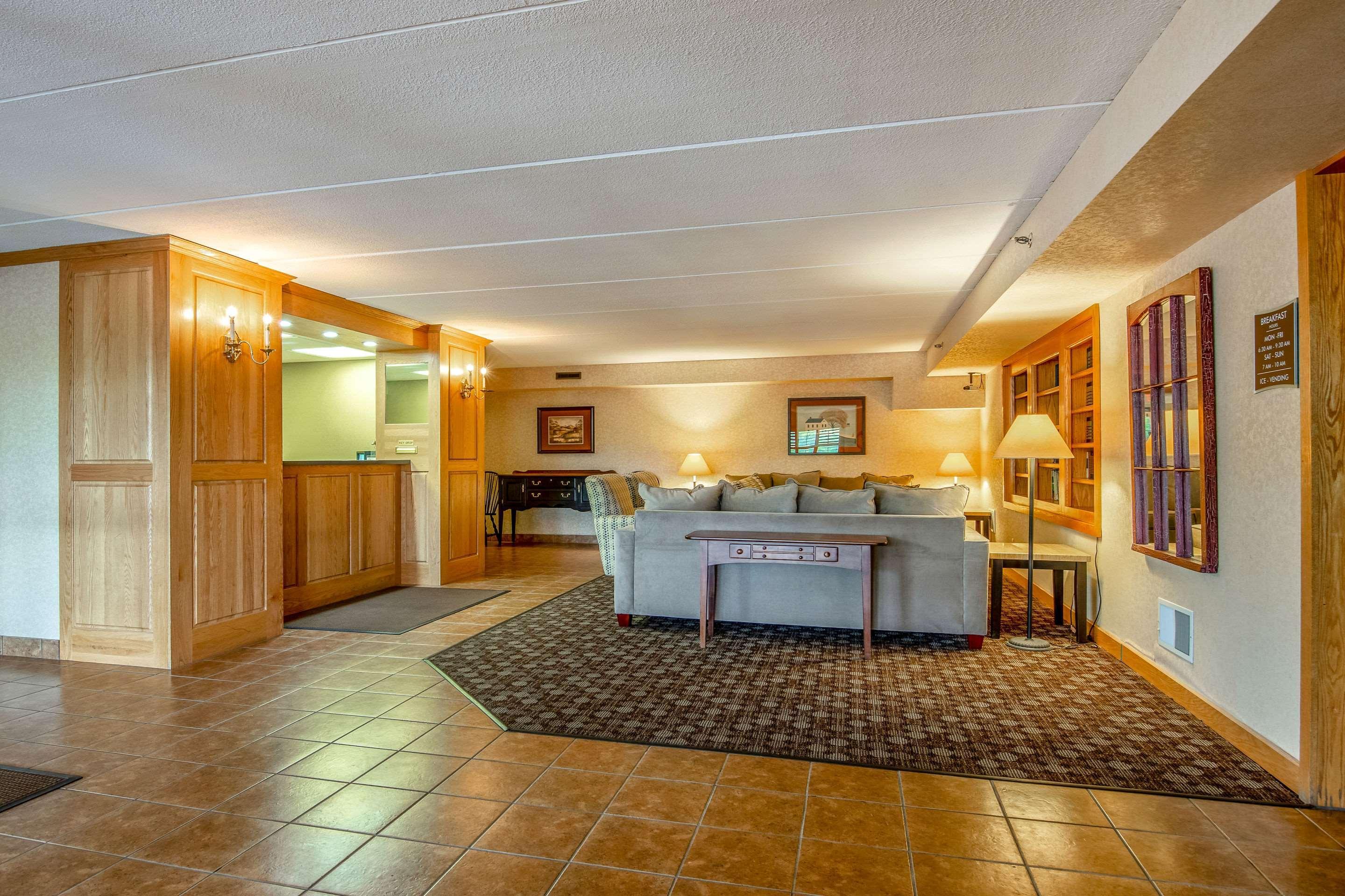 Quality Inn Tully I-81 Exteriér fotografie