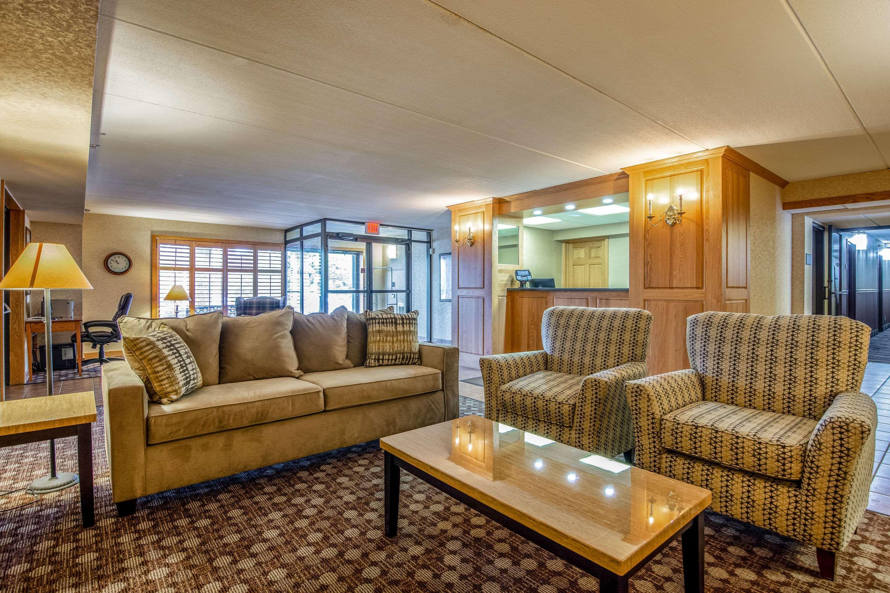 Quality Inn Tully I-81 Exteriér fotografie