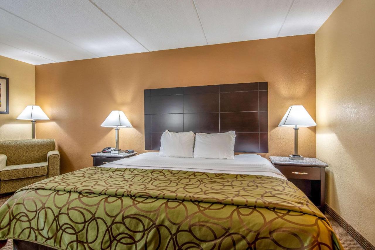 Quality Inn Tully I-81 Exteriér fotografie